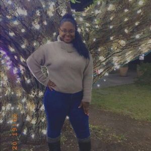 Meet your Posher, Ashley